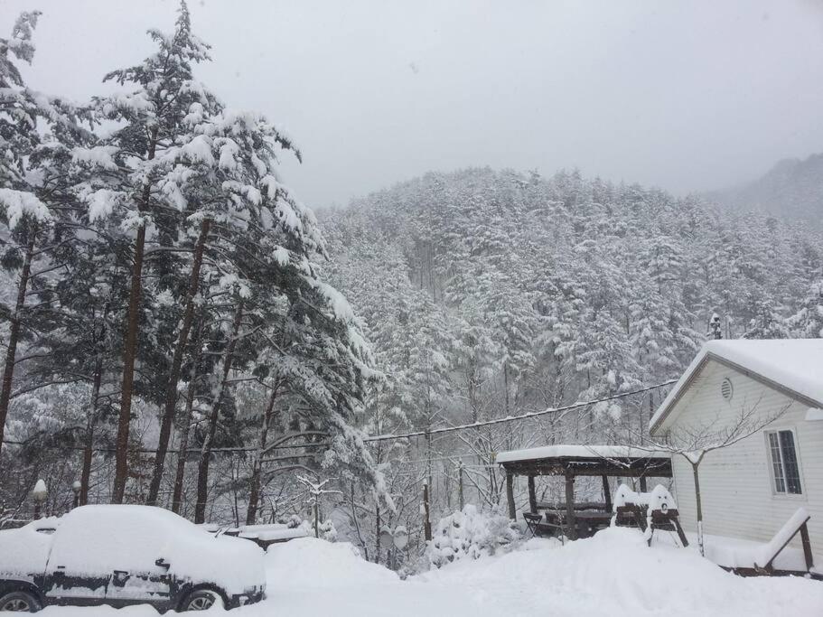 Blue Sky Milky Way Pension Янгянг Екстериор снимка